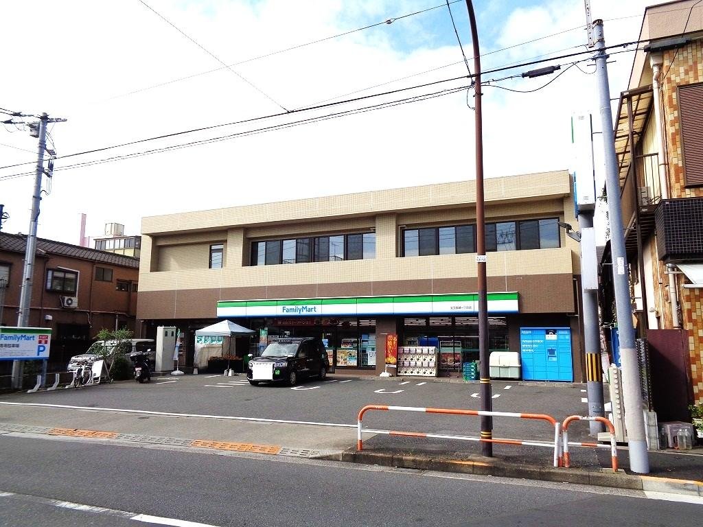 ファミリーマート足立小台店